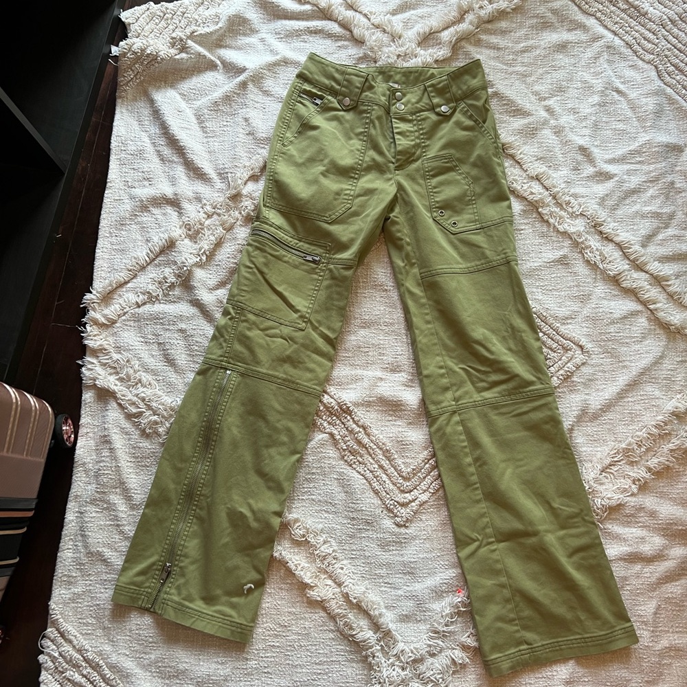 BDG Green Cargo Pants